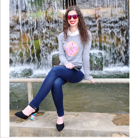 💙3/$20💙Mossimo Rainbow Sprinkle Donut Sweater XS - Picture 1 of 6